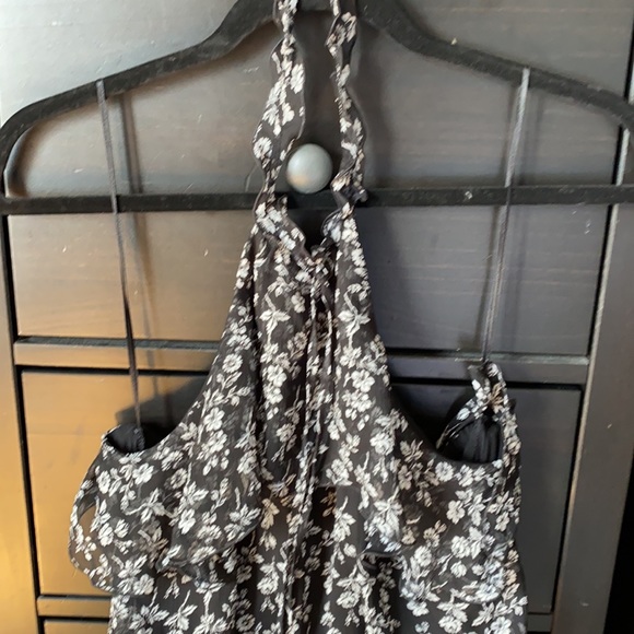 Express Floral Backless Dress - Picture 2 of 6